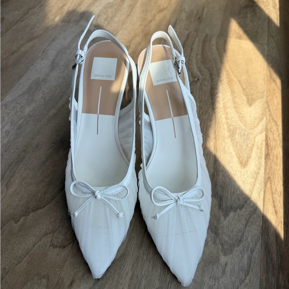 Dolce Vita Yela White Pointed Slingback Heels